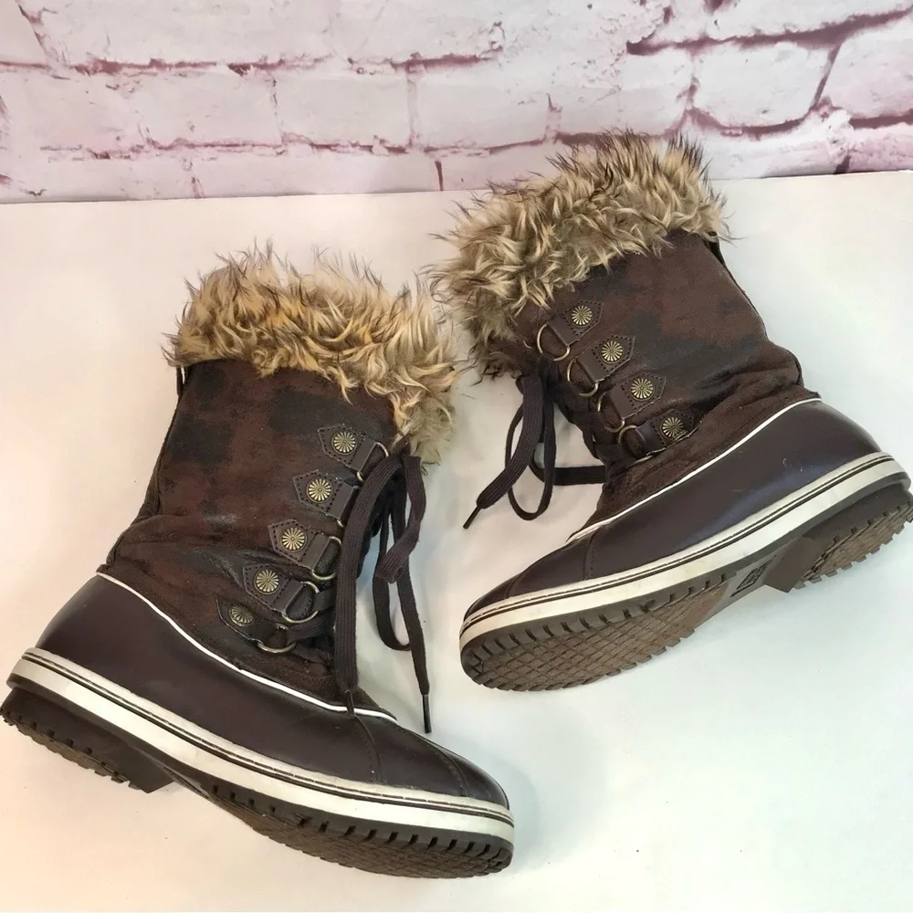 PARIS BLUES Fierce Faux Leather Faux Fur Lined Brown Lace Up Duck Boots Size 8